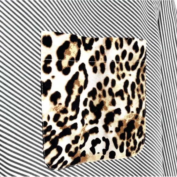 Chico’s Women’s Blue & White Strip Animal Print Accent Size 1 Tunic Top - Picture 4 of 6